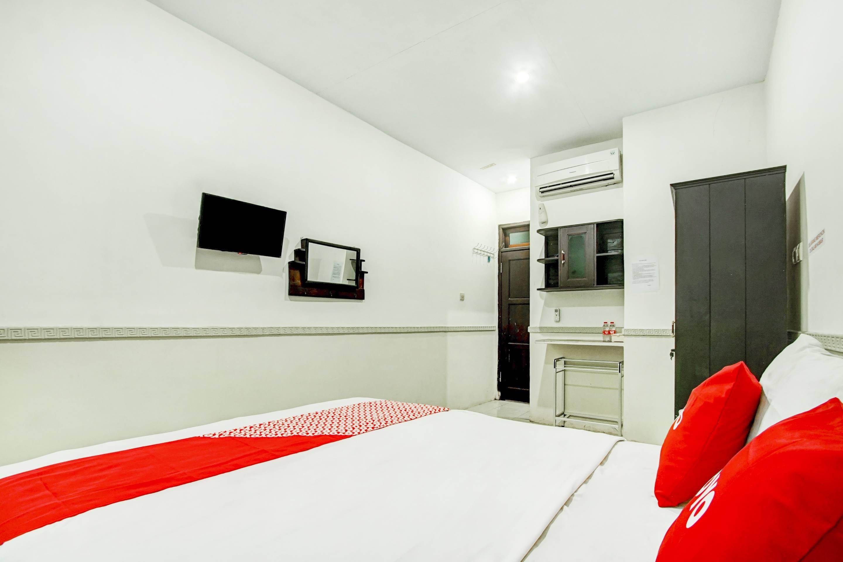 Reddoorz Near Stasiun Malang Kota Lama 2 Buitenkant foto